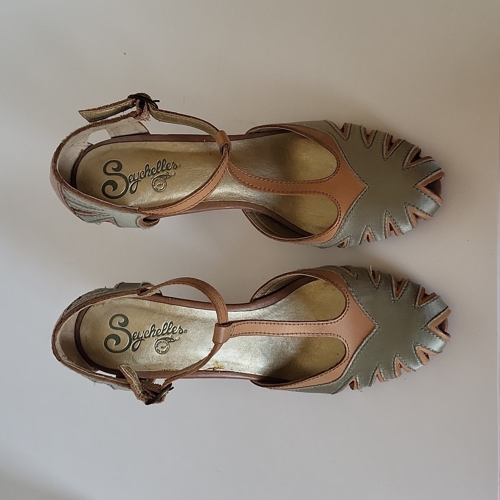 Seychelles Pot of Gold Heels